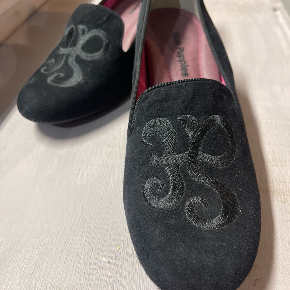 Hush Puppies Black Embroidered Flats